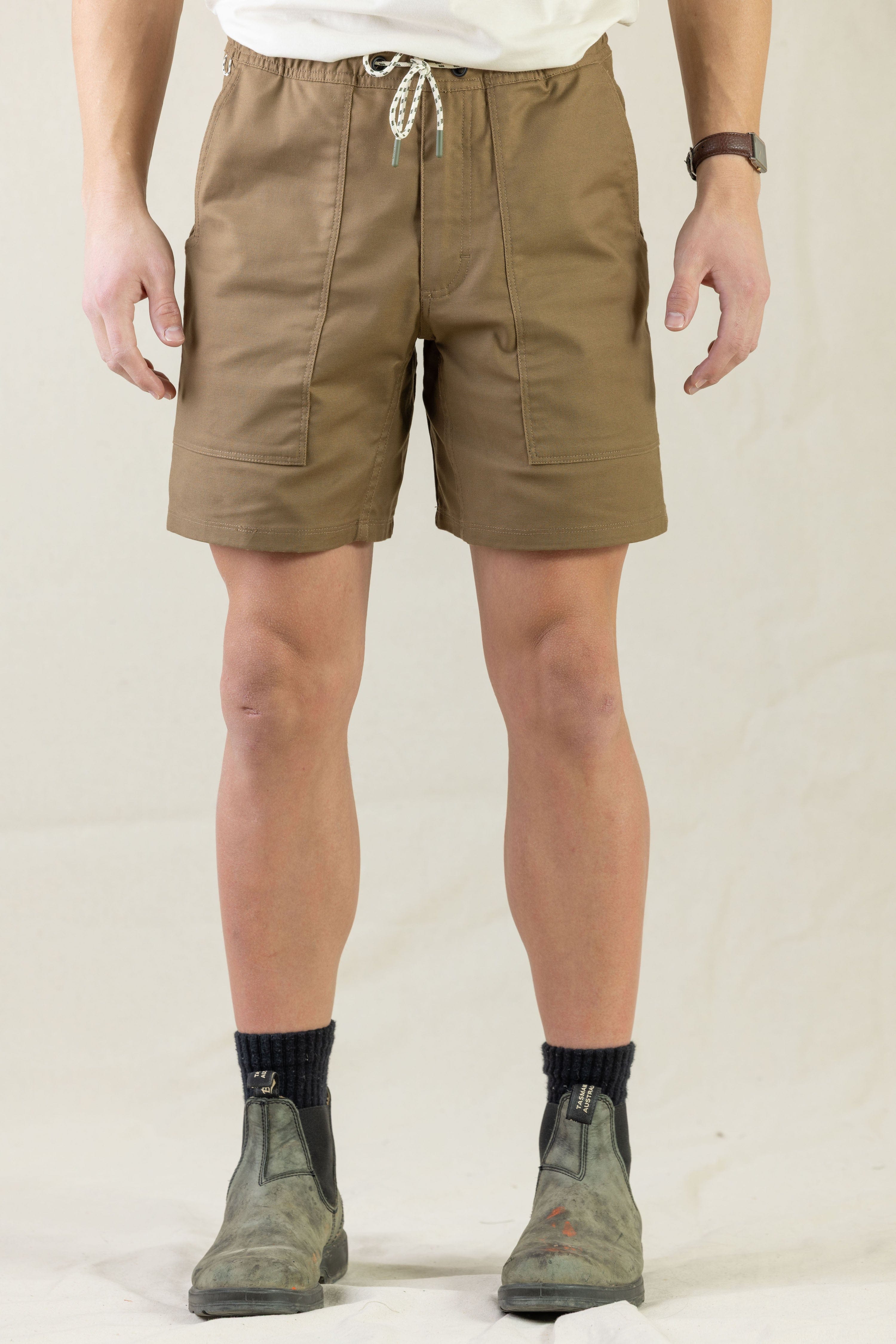 LIVSN Bottoms Brown / XS Holler Short