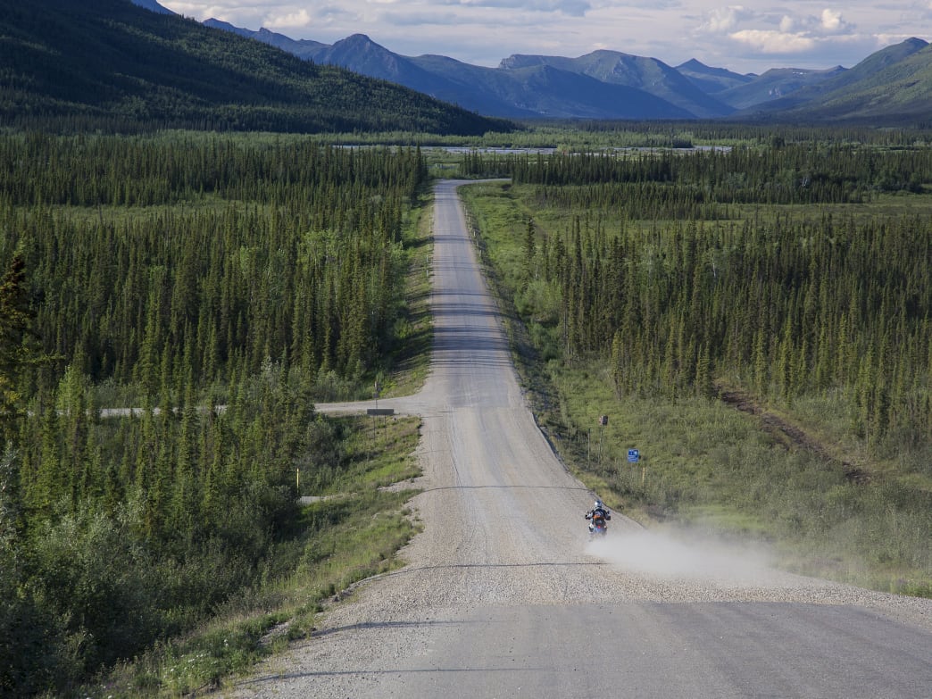 The Modern Adventurer's Travel Guide: How to Do Alaska in 10 Days