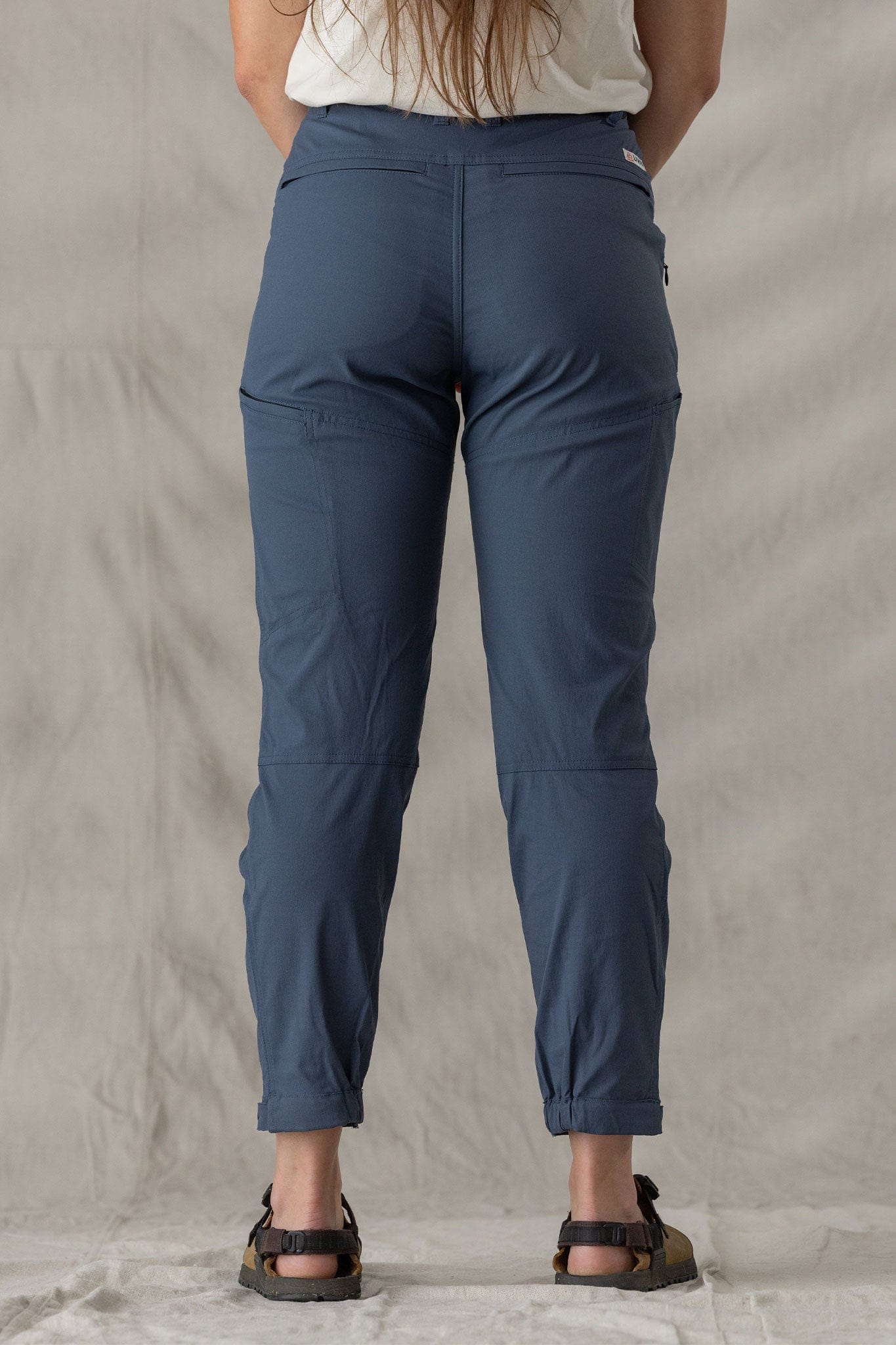 Livsn Designs Bottoms Women's Ecotrek Trail Crop Pant