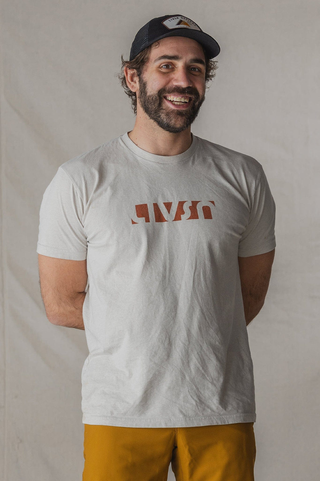 Negative Space Tee – LIVSN