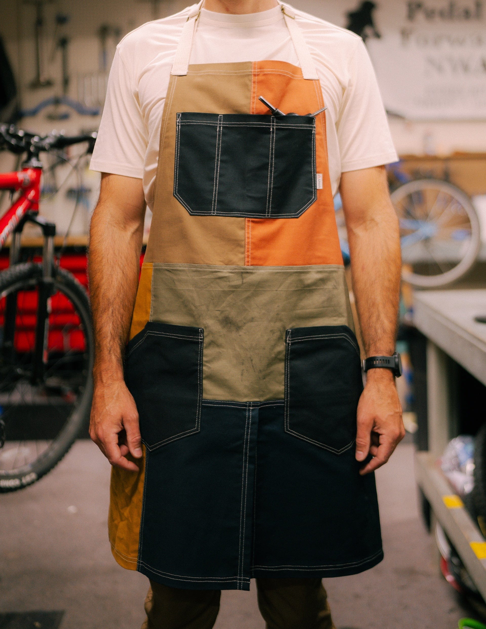 LIVSN Flex Canvas Apron