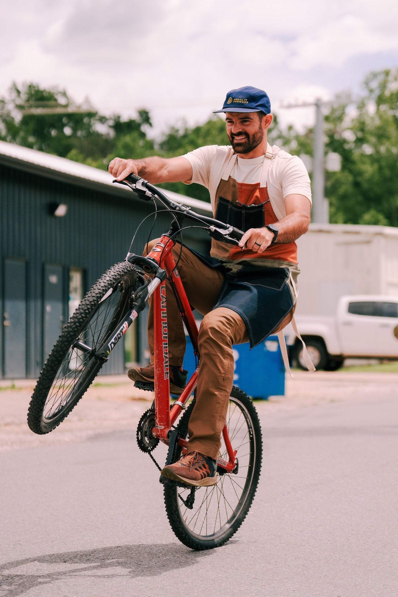 LIVSN Flex Canvas Apron
